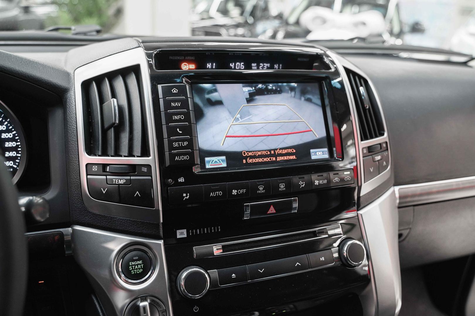 Toyota Land Cruiser 2012, черный, ДЦ Орехово