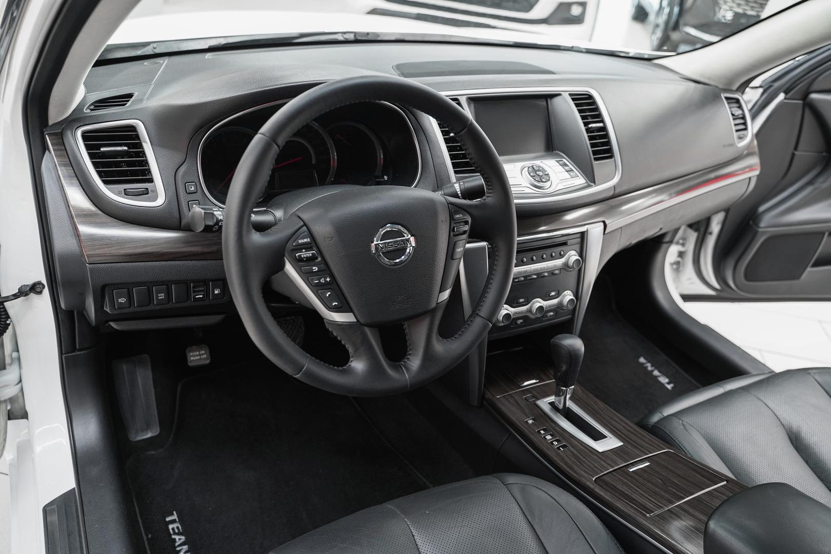 Nissan Teana 2011, белый, ДЦ Орехово