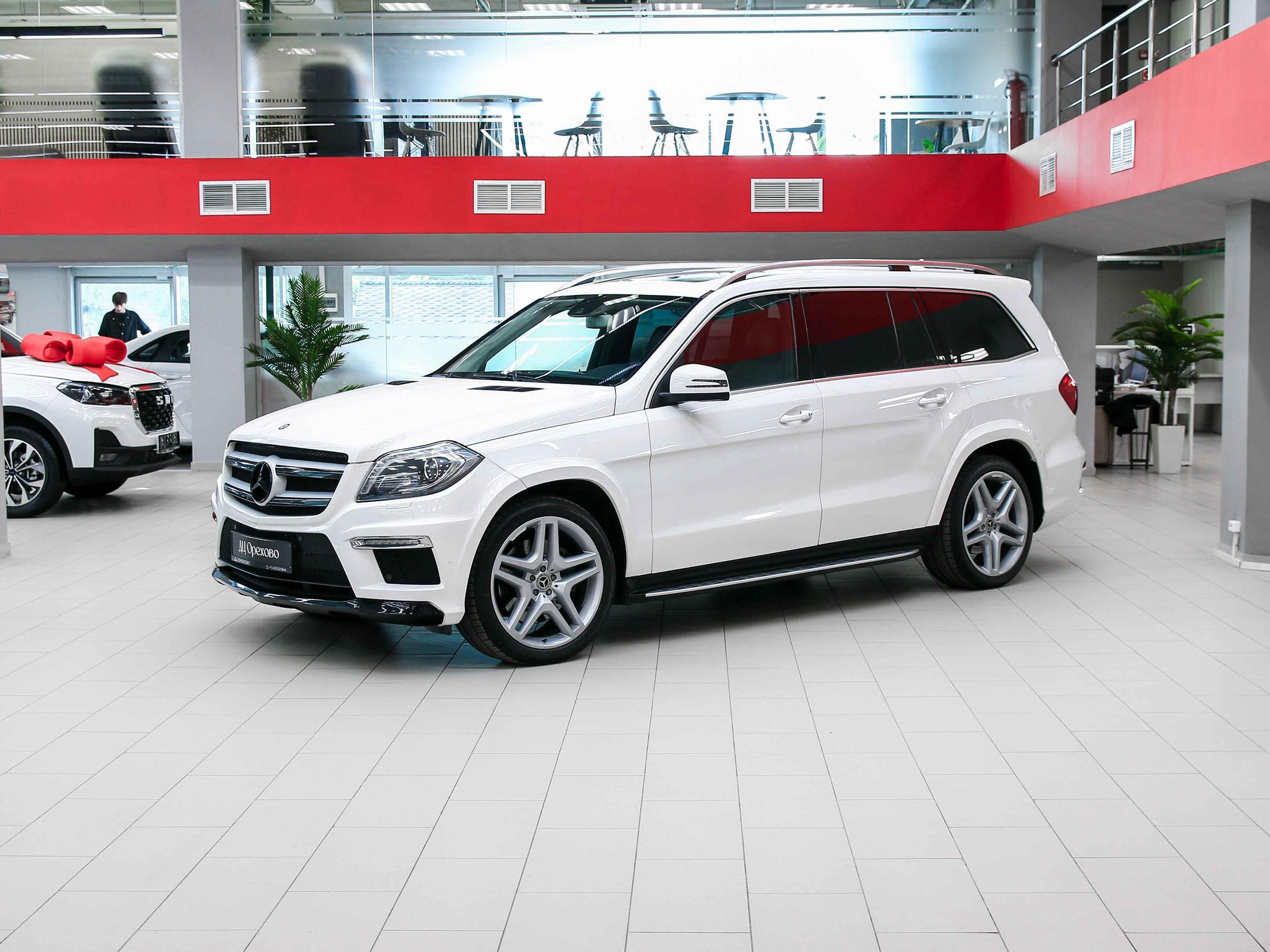 Mercedes-Benz GL-Класс 2014, белый, ДЦ Орехово