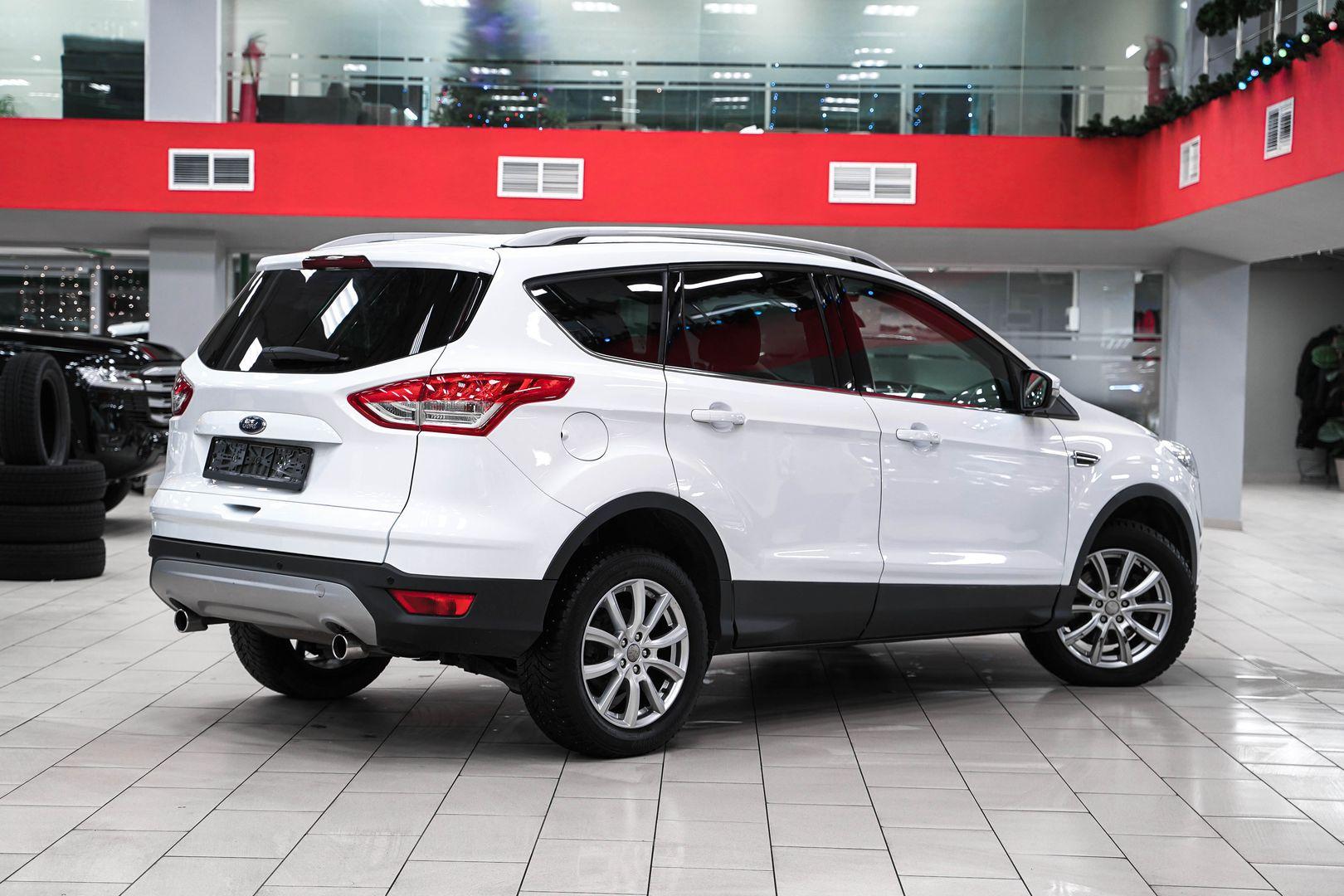 Ford Kuga 2016, белый, ДЦ Орехово