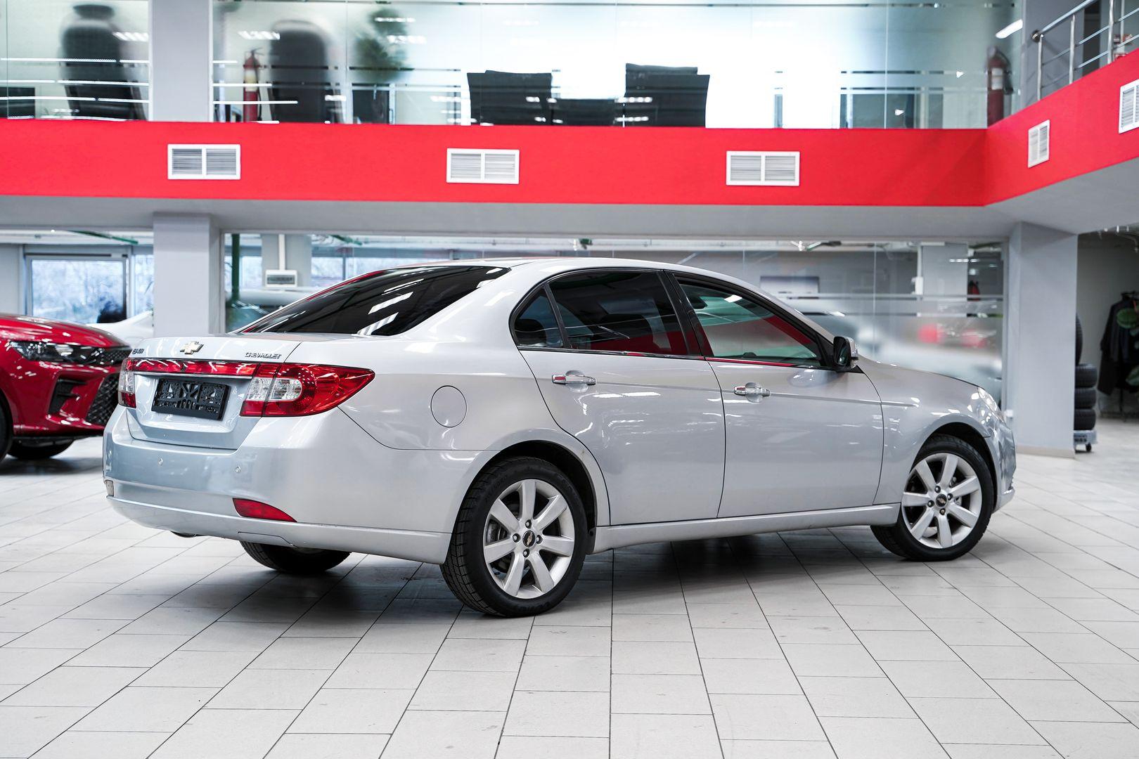 Chevrolet Epica 2011, серебряный, ДЦ Орехово