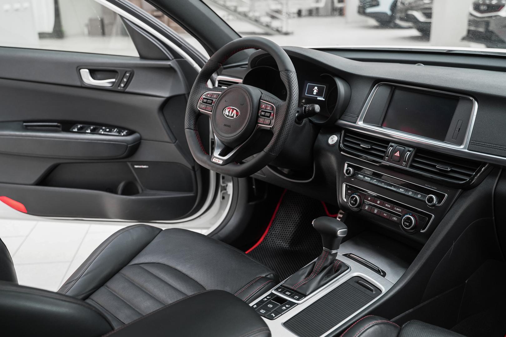 Kia Optima 2017, белый, ДЦ Орехово