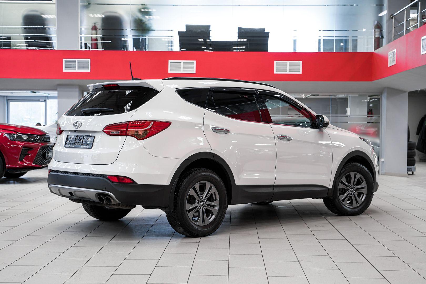 Hyundai Santa Fe 2014, белый, ДЦ Орехово