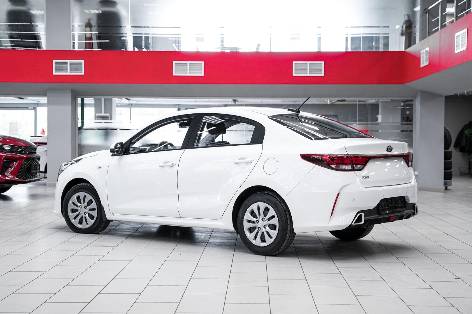 Kia Rio 2020, белый, ДЦ Орехово