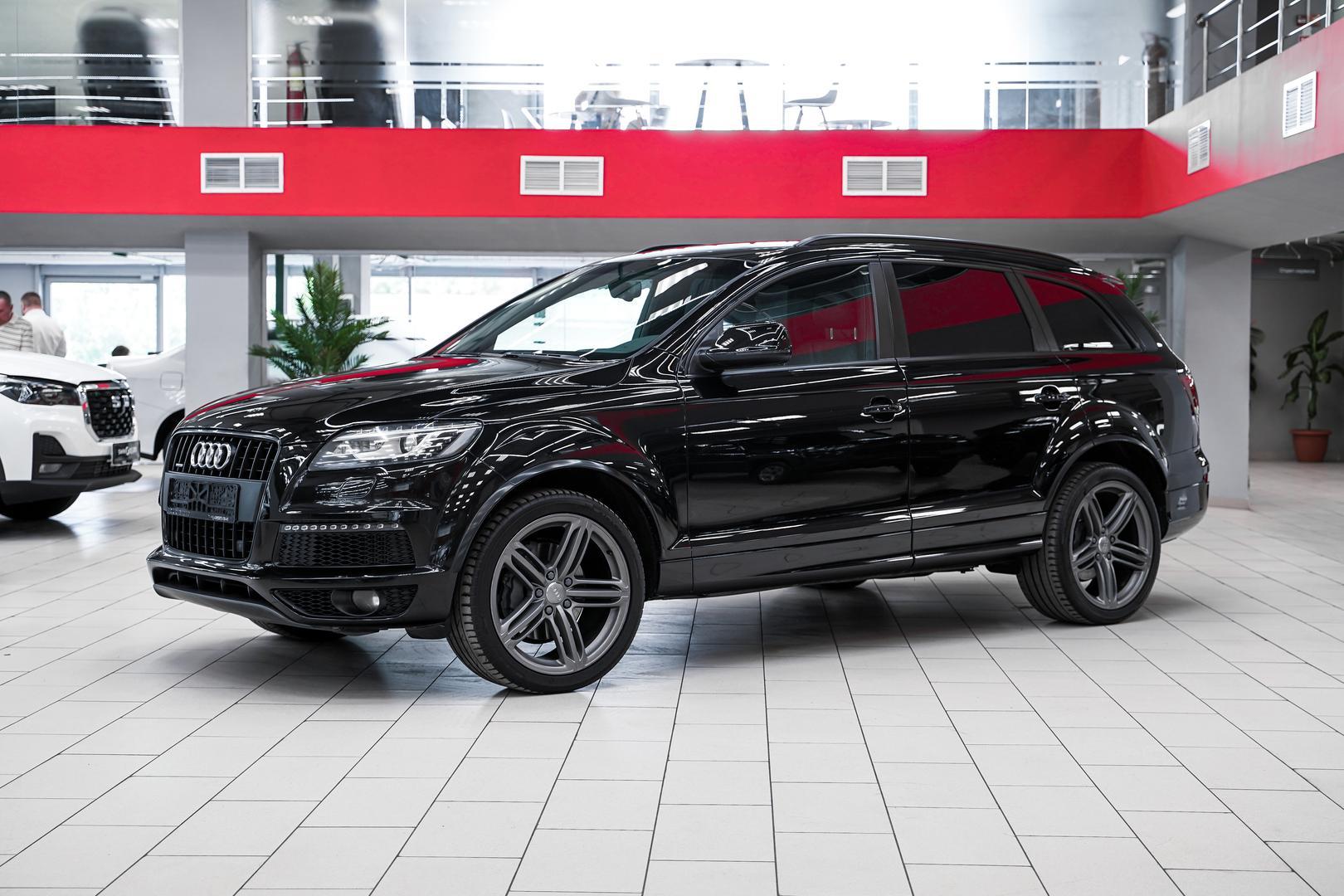 Audi Q7 2010, черный, ДЦ Орехово