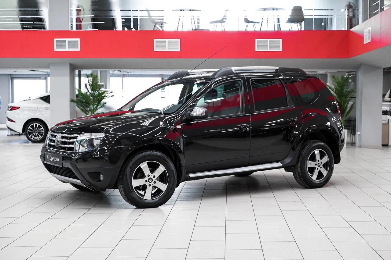 Renault Duster 2012, черный, ДЦ Орехово