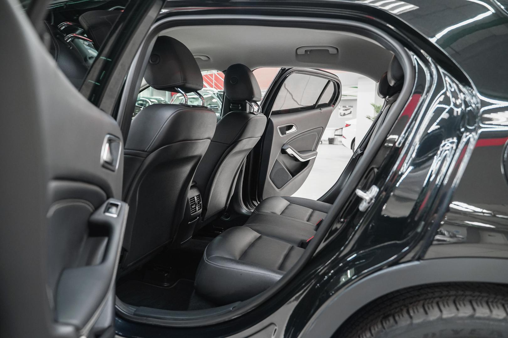 Mercedes-Benz GLA 2015, черный, ДЦ Орехово