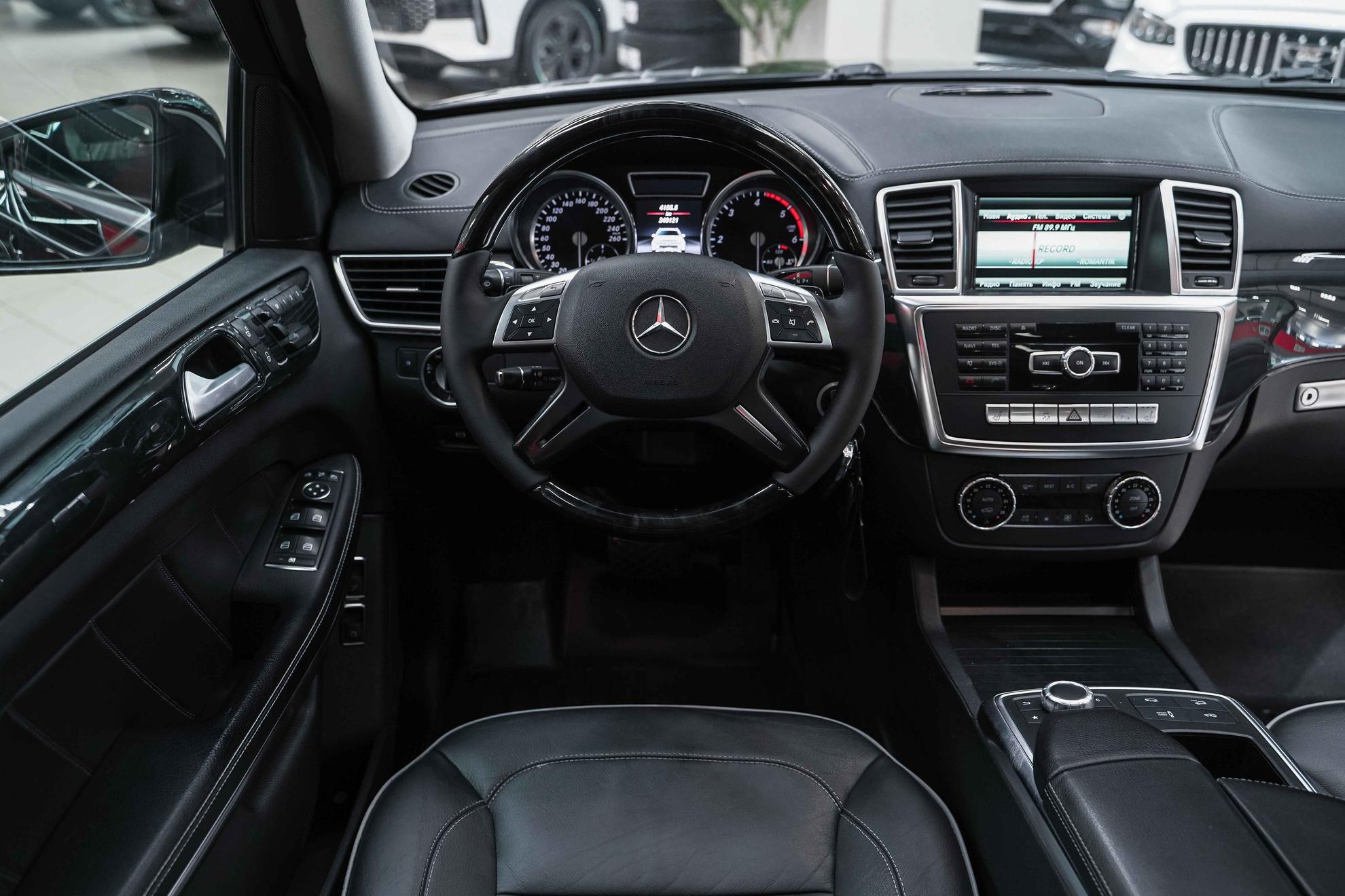 Mercedes-Benz GL-Класс 2013, черный, ДЦ Орехово