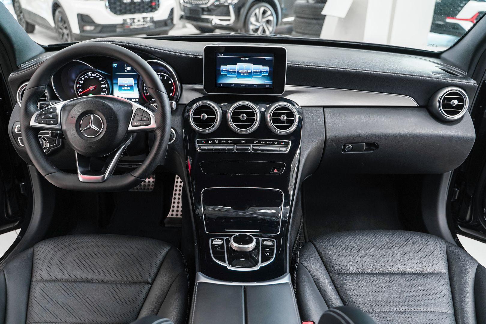 Mercedes-Benz C-Класс 2014, черный, ДЦ Орехово