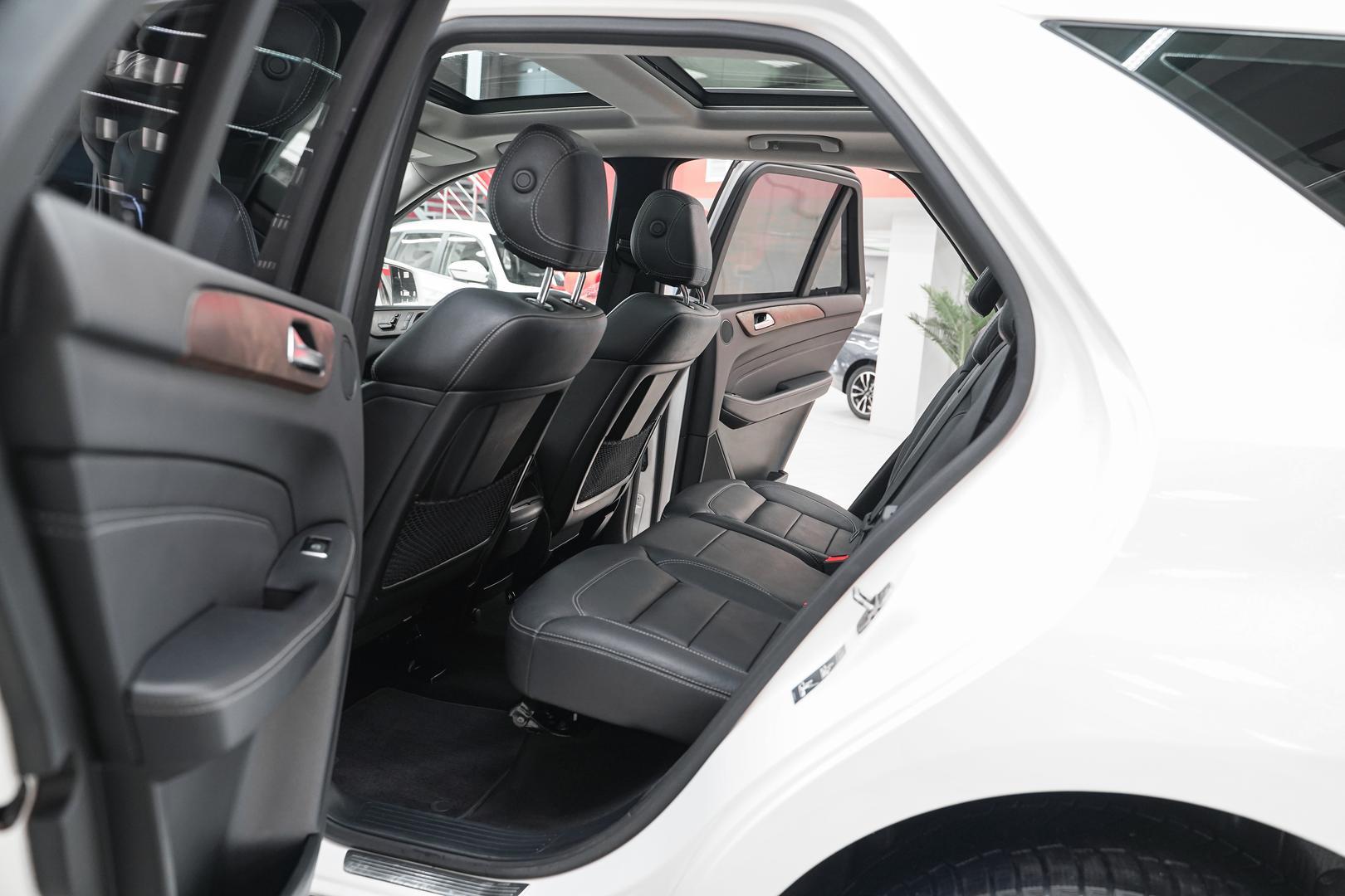 Mercedes-Benz M-Класс 2014, белый, ДЦ Орехово