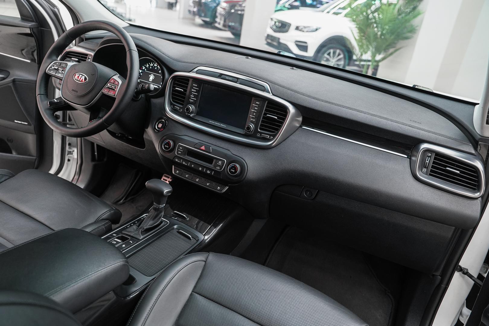 Kia Sorento 2018, белый, ДЦ Орехово