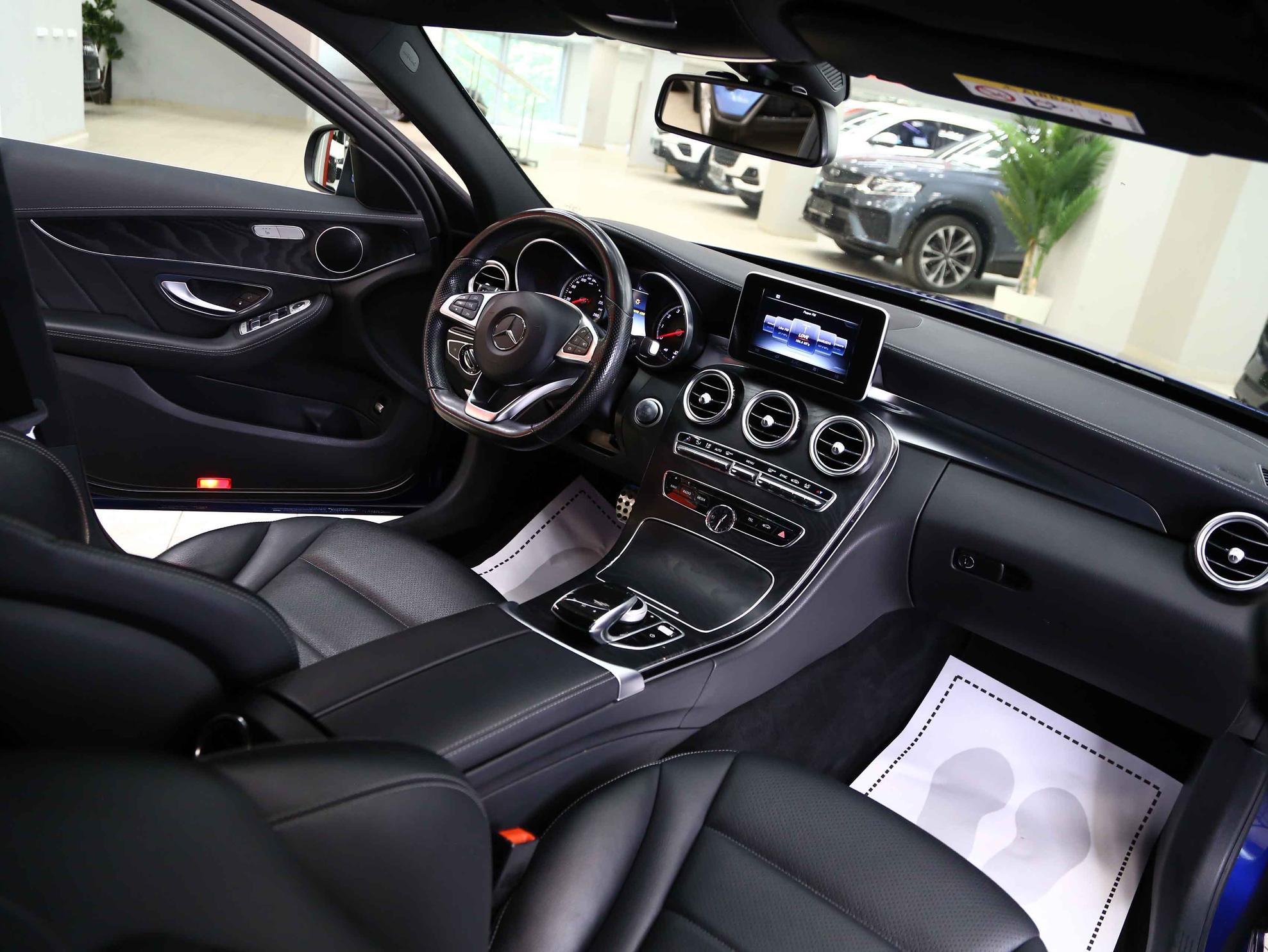 Mercedes-Benz C-Класс 2015, синий, ДЦ Орехово