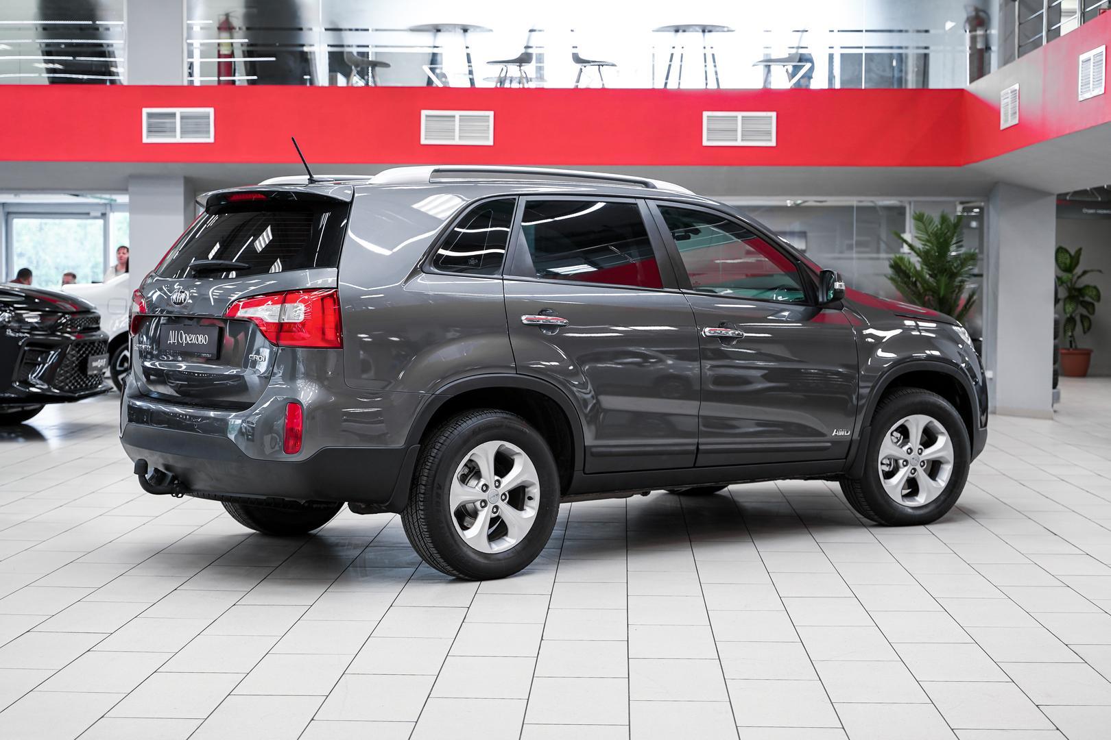 Kia Sorento 2014, серый, ДЦ Орехово