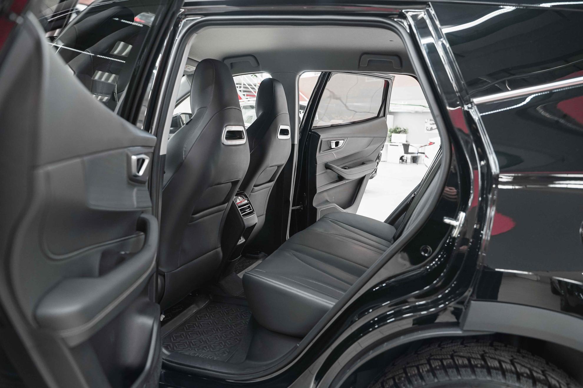 Chery Tiggo 4 2024, черный, ДЦ Орехово