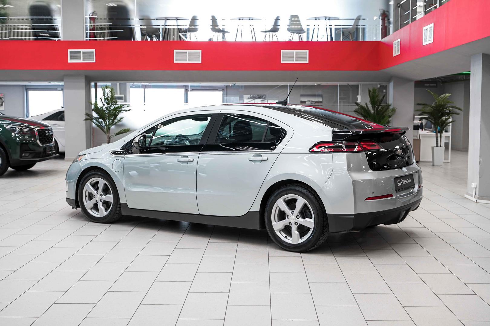 Chevrolet Volt 2011, серый, ДЦ Орехово