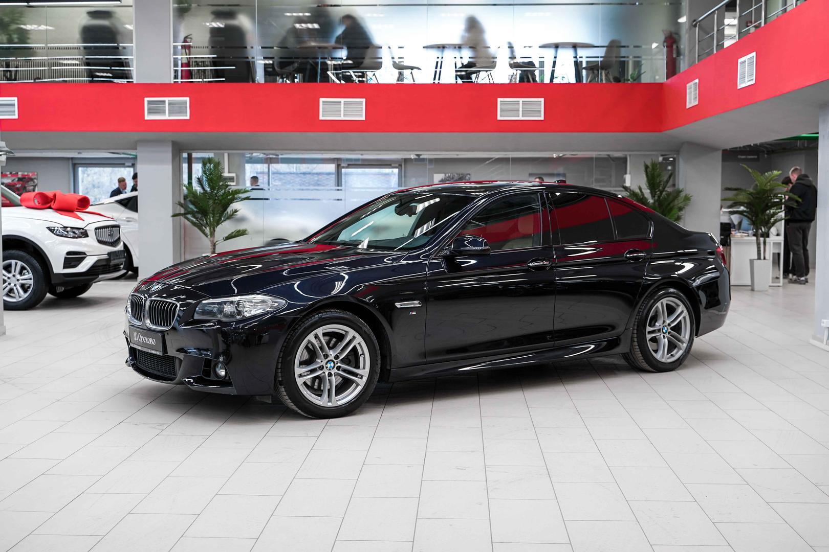 BMW 5 серии 2013, черный, ДЦ Орехово