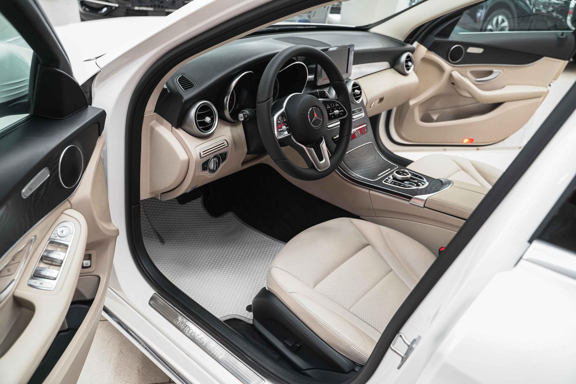 Mercedes-Benz C-Класс 2019, белый, ДЦ Орехово