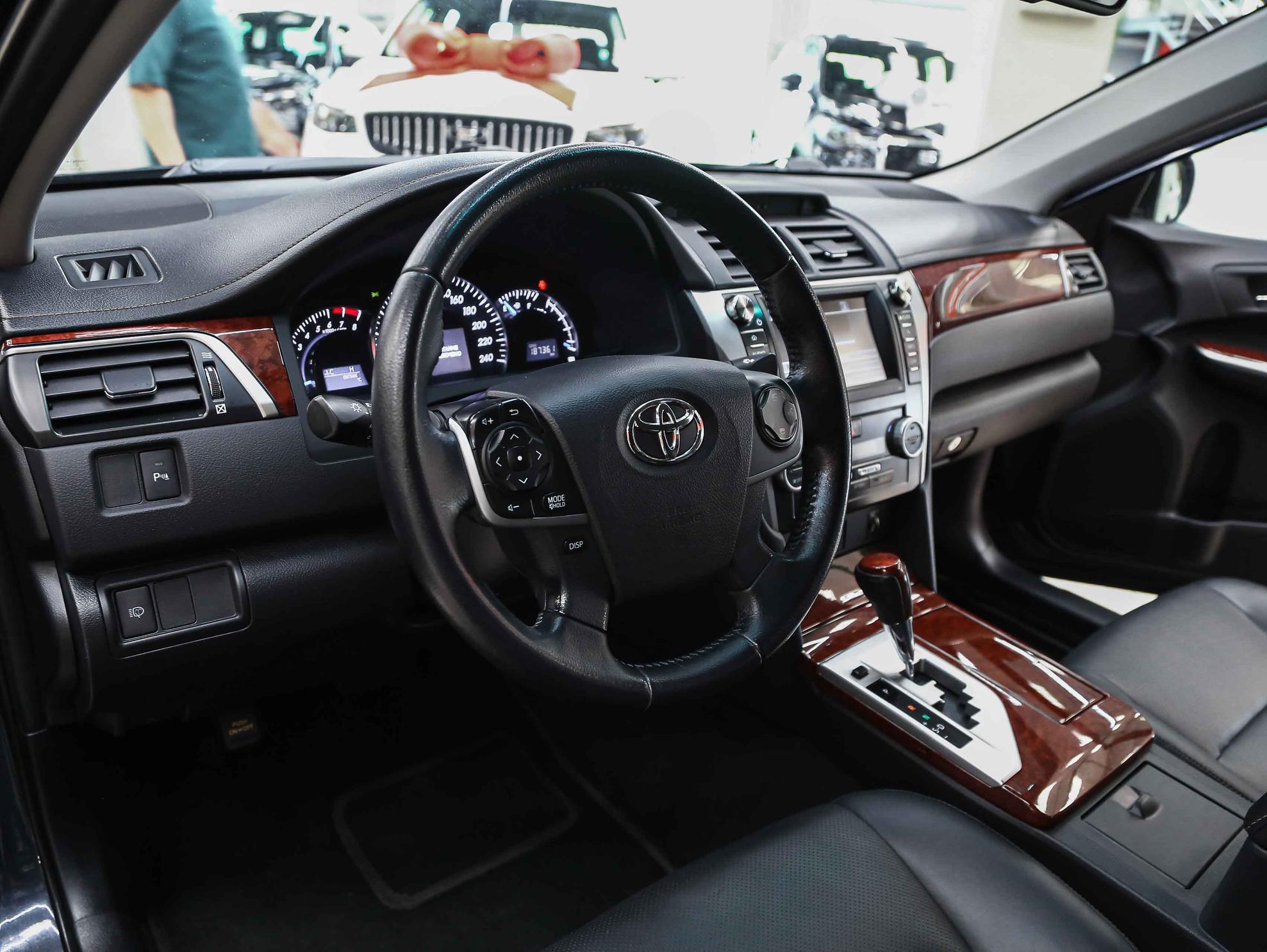 Toyota Camry 2012, черный, ДЦ Орехово