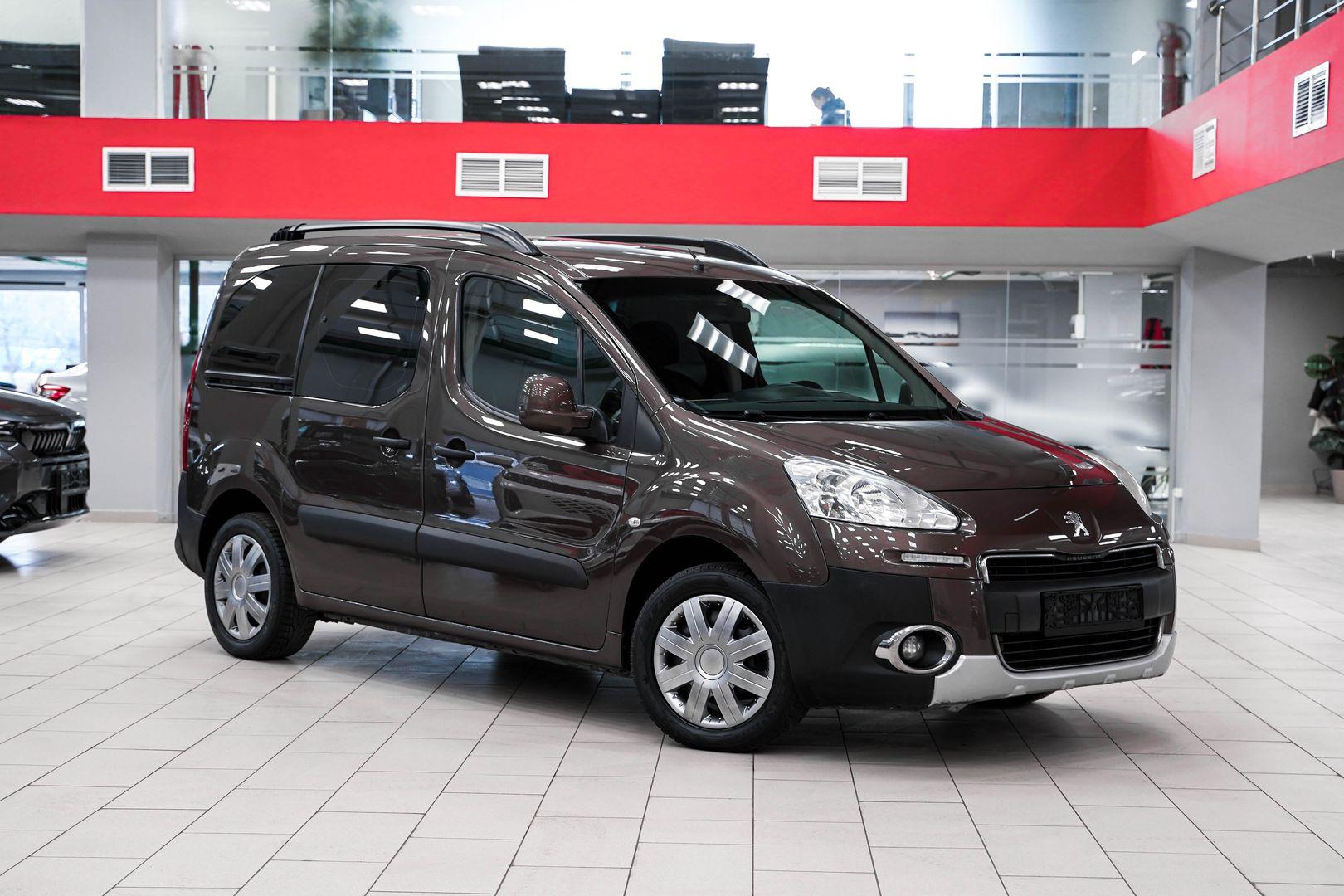Peugeot Partner 2013, коричневый, ДЦ Орехово