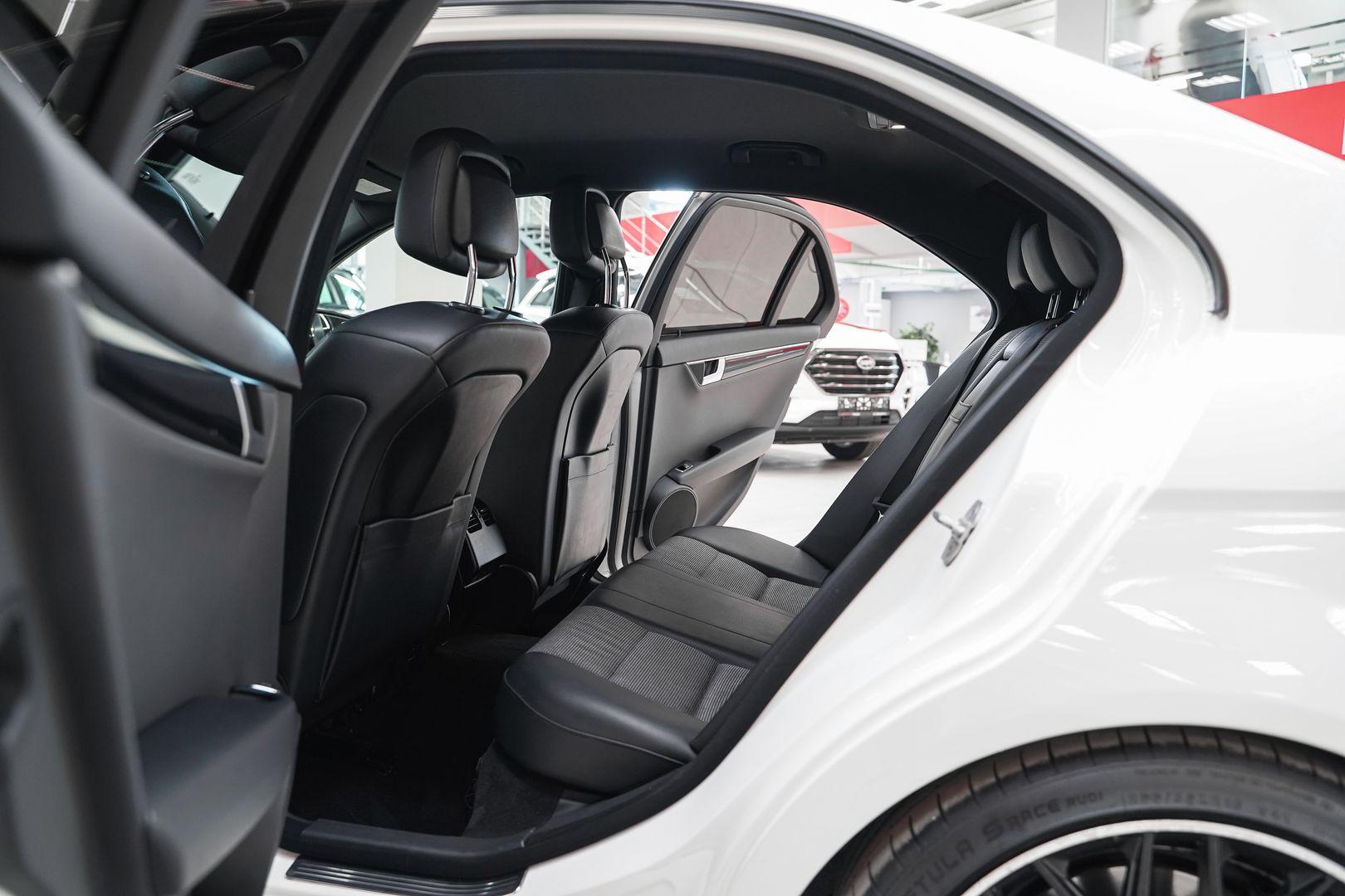 Mercedes-Benz C-Класс 2012, белый, ДЦ Орехово