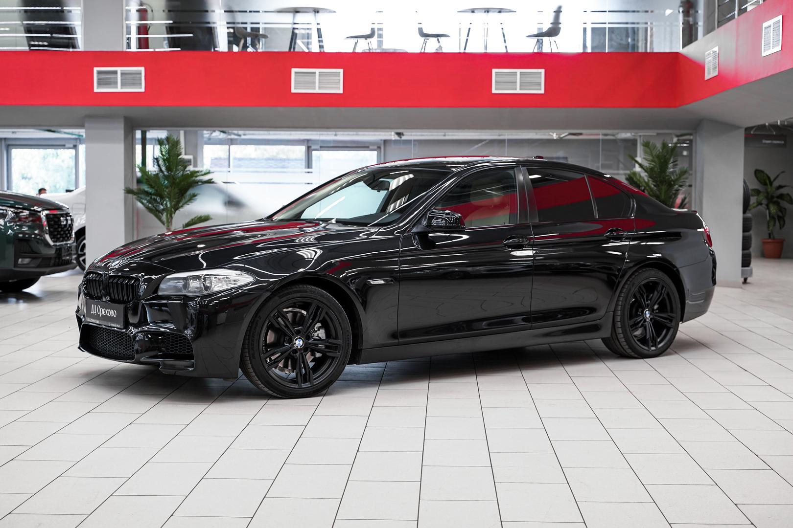 BMW 5 серии 2012, черный, ДЦ Орехово