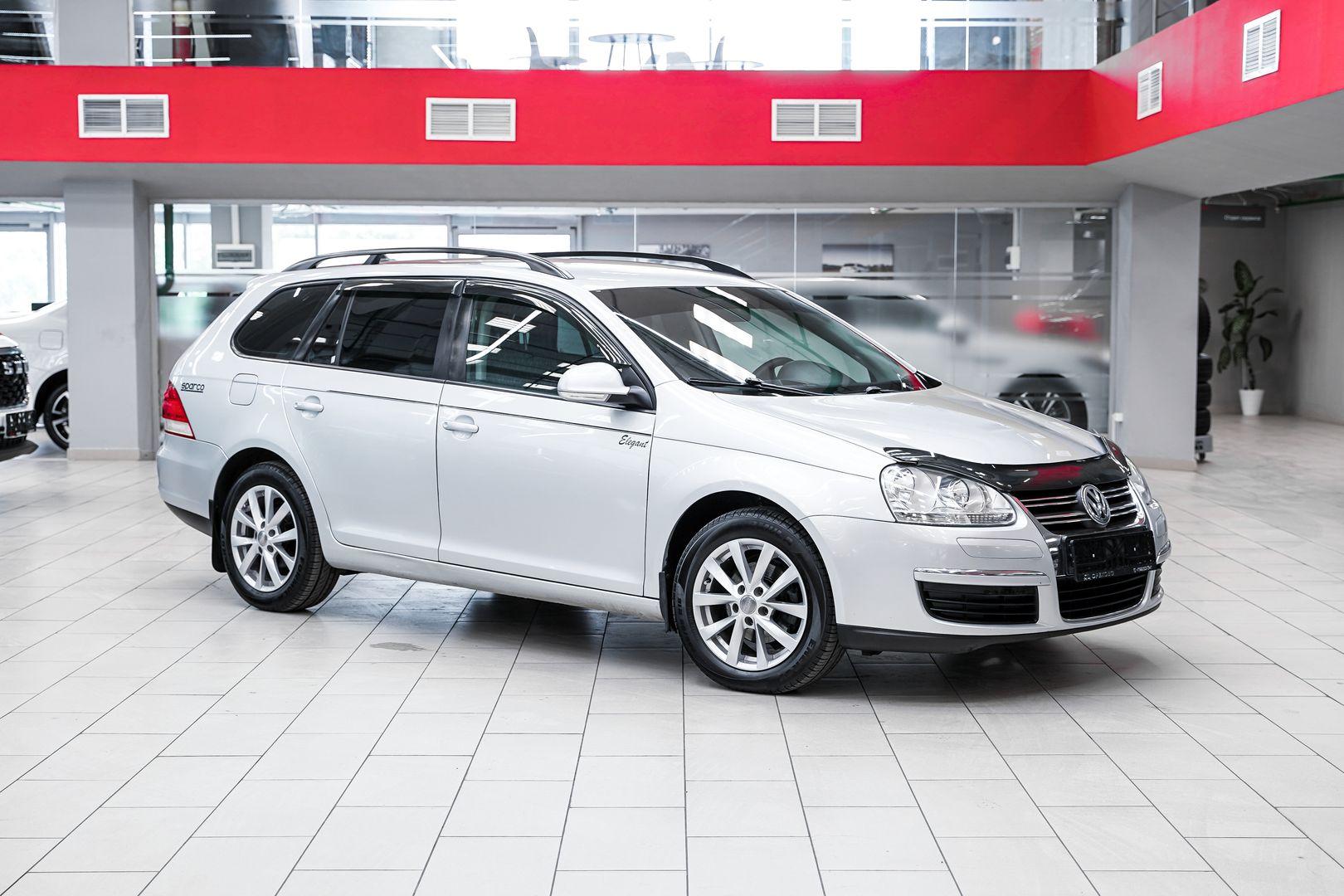 Volkswagen Golf 2009, серебряный, ДЦ Орехово