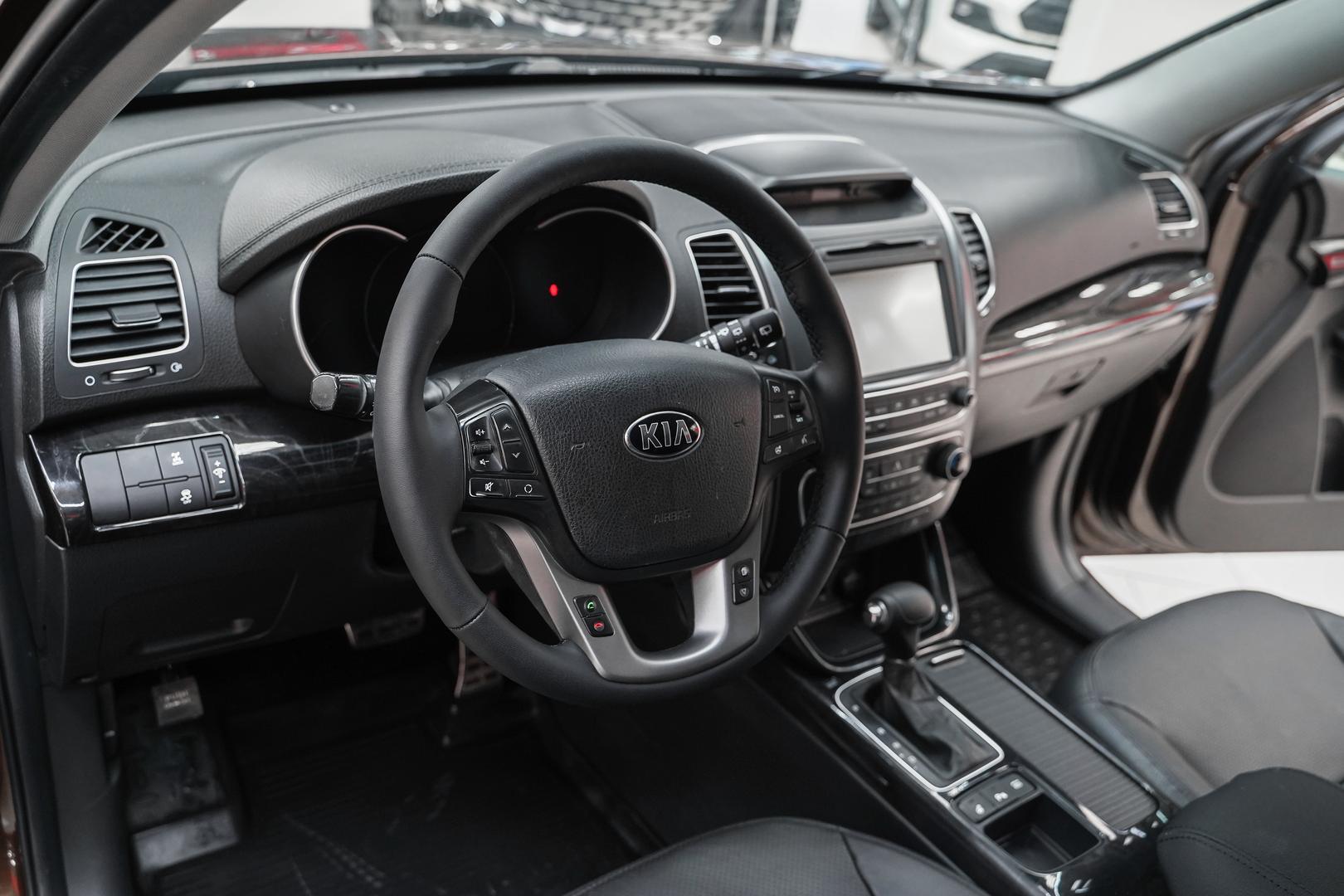 Kia Sorento 2015, коричневый, ДЦ Орехово