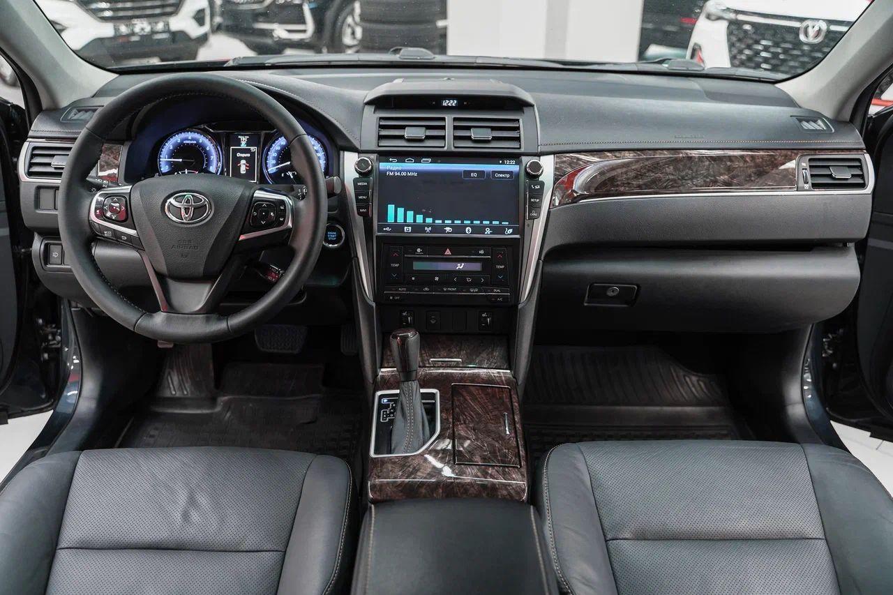 Toyota Camry 2017, черный, ДЦ Орехово