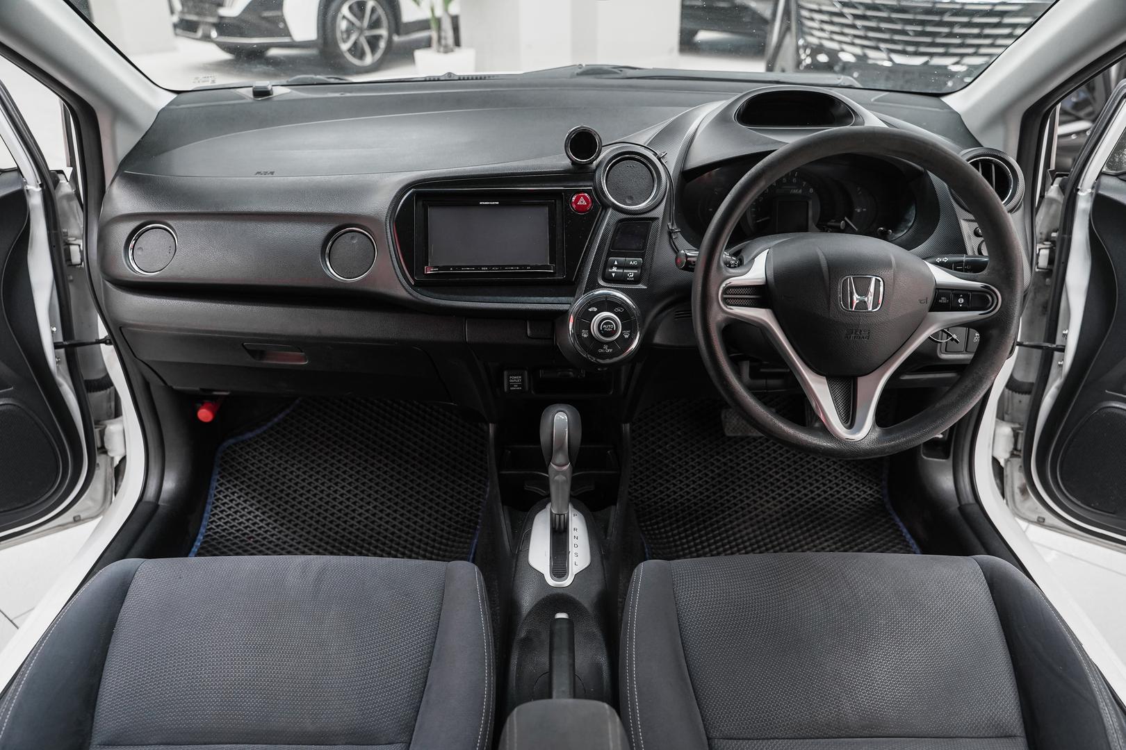 Honda Insight 2014, белый, ДЦ Орехово