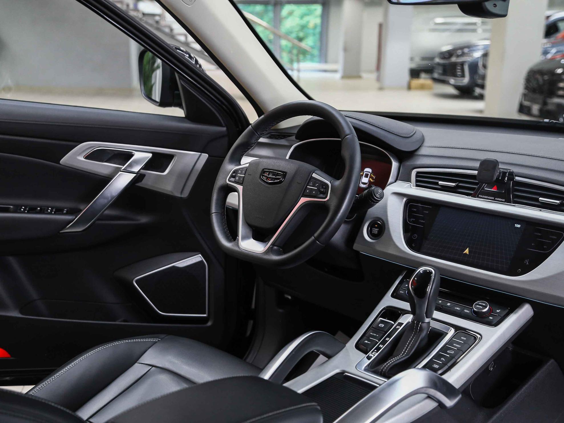 Geely Atlas 2020, черный, ДЦ Орехово