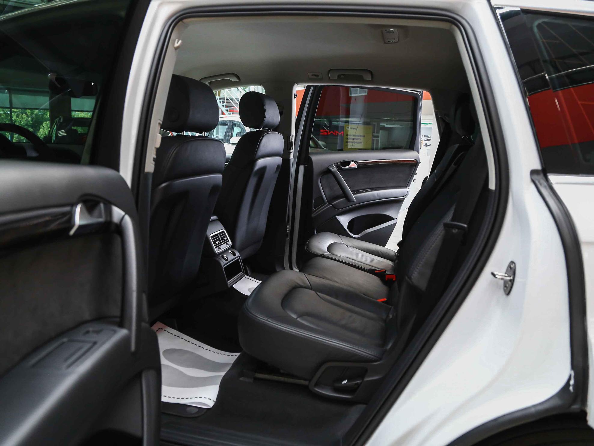 Audi Q7 2014, белый, ДЦ Орехово