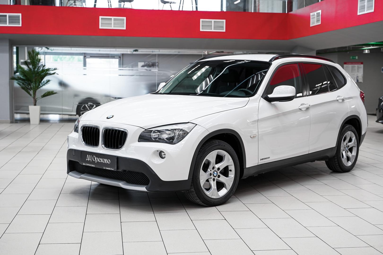 BMW X1 2012, белый, ДЦ Орехово