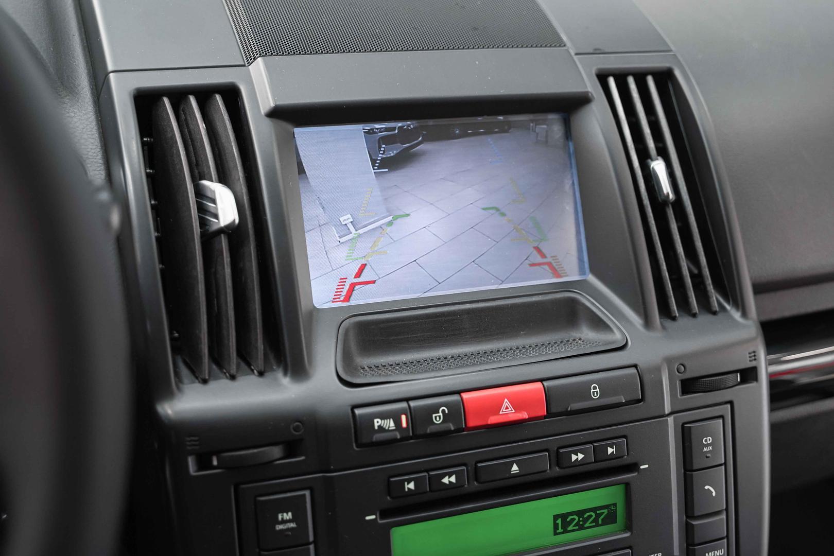 Land Rover Freelander 2011, белый, ДЦ Орехово
