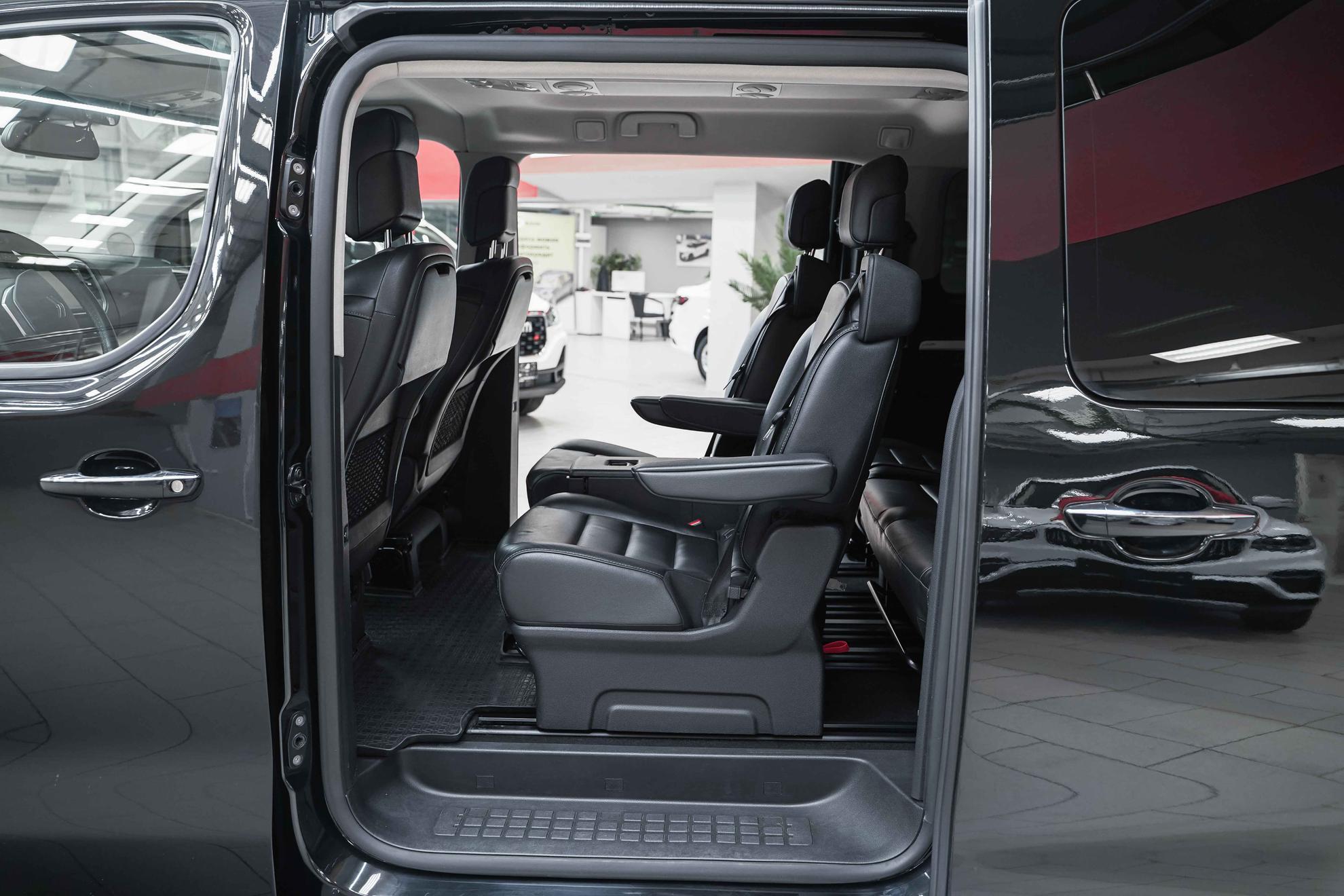 Citroen SpaceTourer 2019, черный, ДЦ Орехово