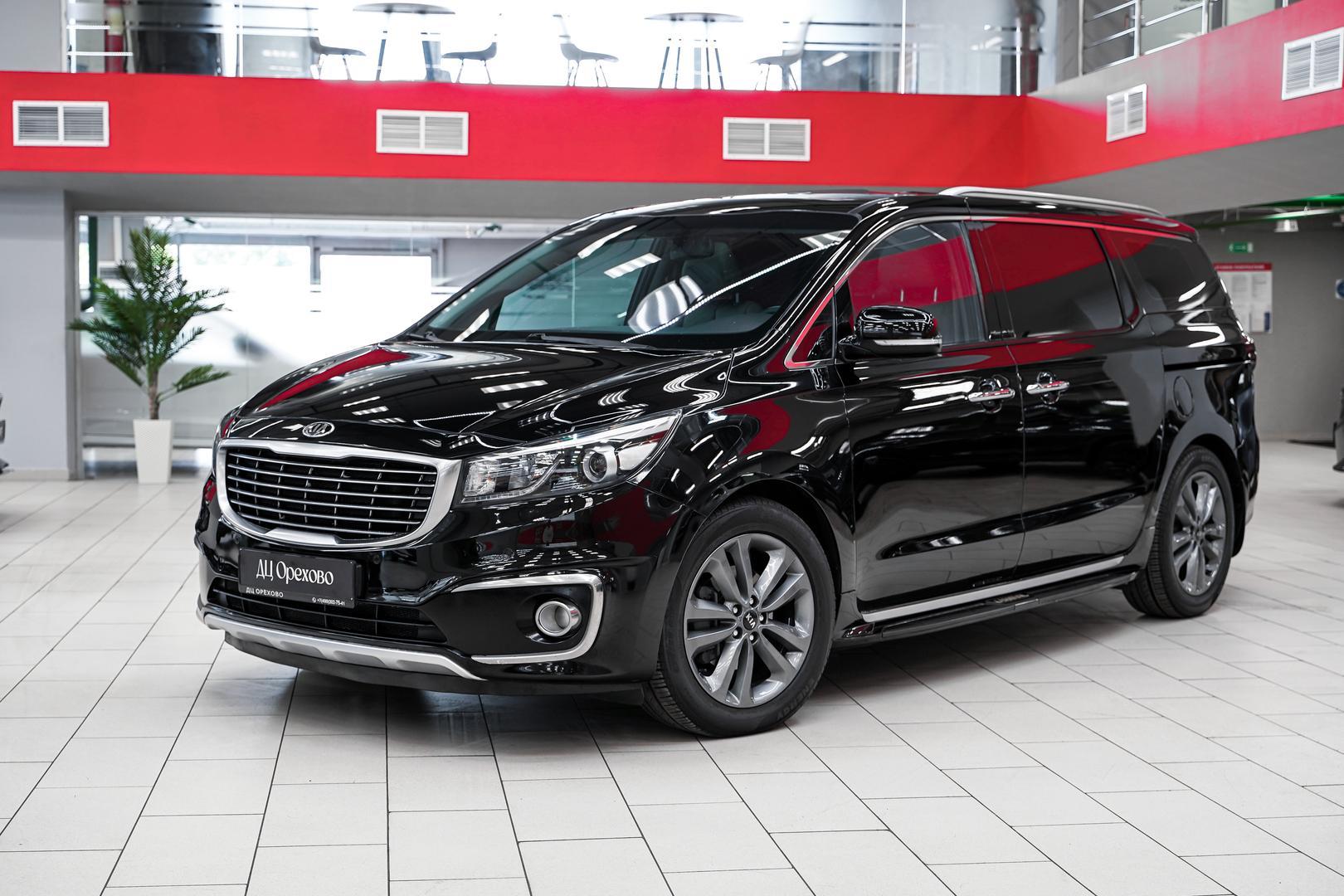 Kia Carnival 2017, черный, ДЦ Орехово
