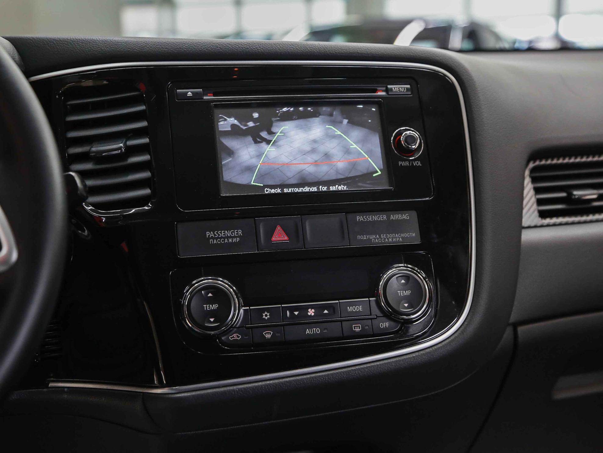Mitsubishi Outlander 2013, черный, ДЦ Орехово
