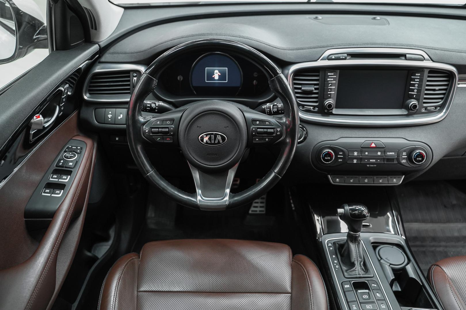 Kia Sorento 2017, белый, ДЦ Орехово