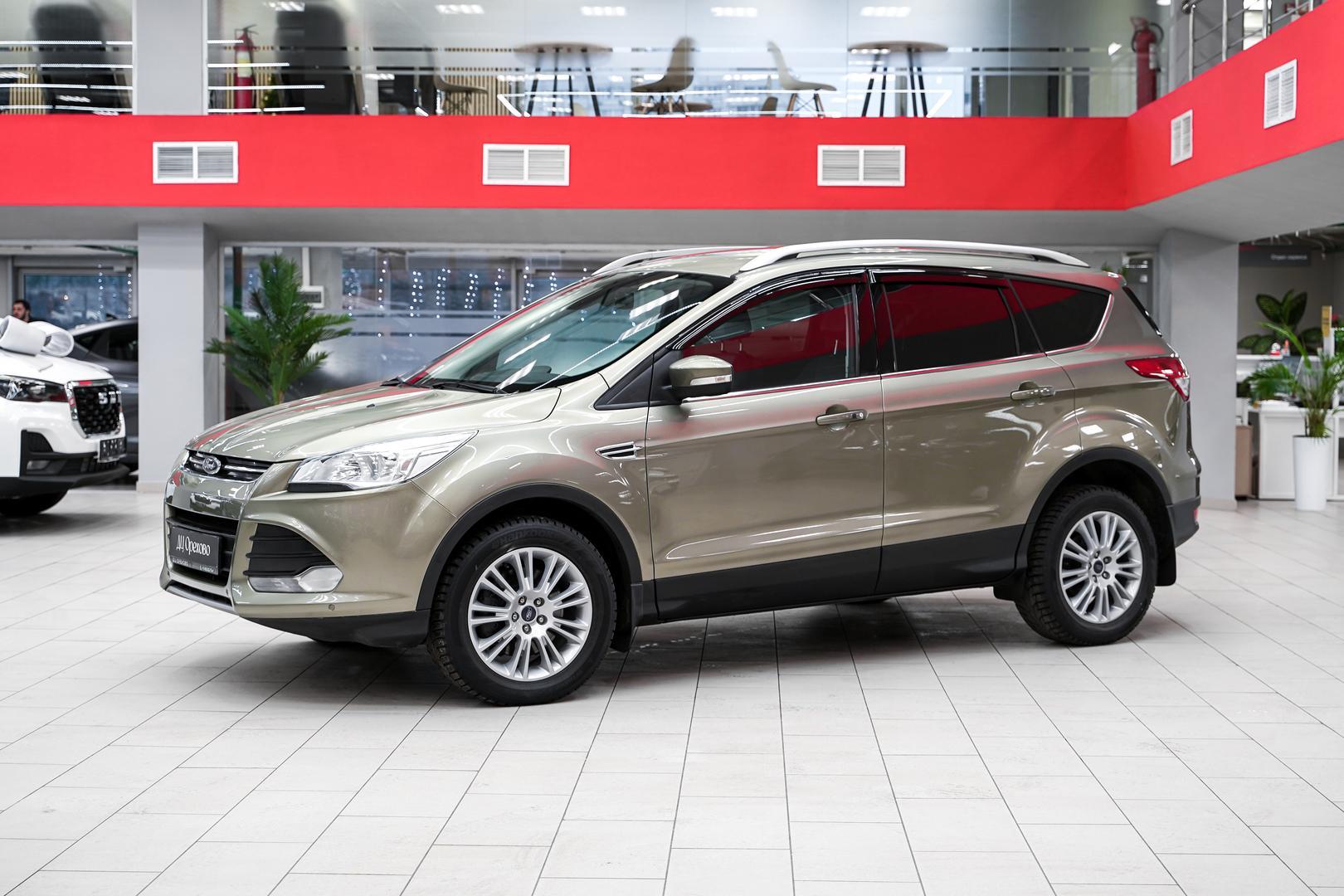 Ford Kuga 2013, зеленый, ДЦ Орехово