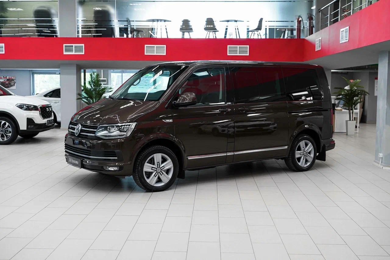 Volkswagen Multivan 2017, коричневый, ДЦ Орехово