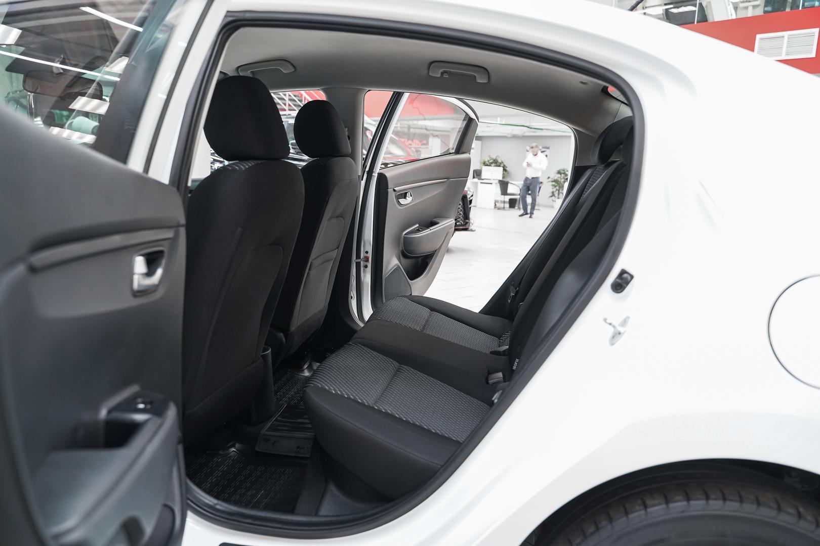 Kia Rio 2018, белый, ДЦ Орехово