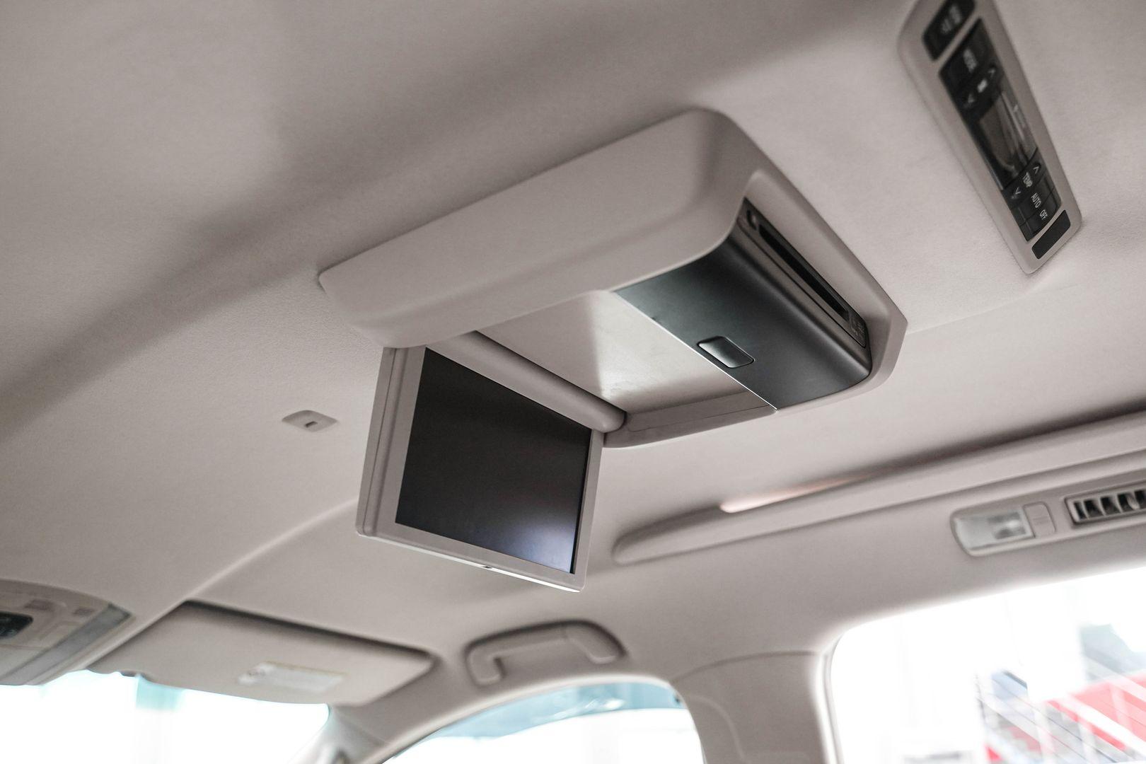 Toyota Alphard 2012, черный, ДЦ Орехово