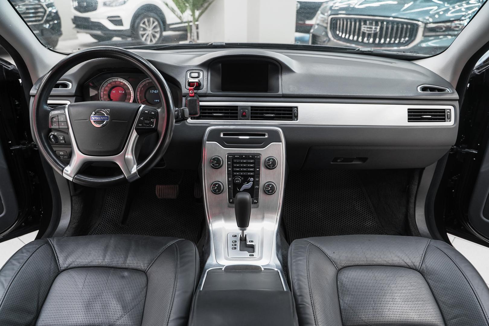 Volvo S80 2011, черный, ДЦ Орехово