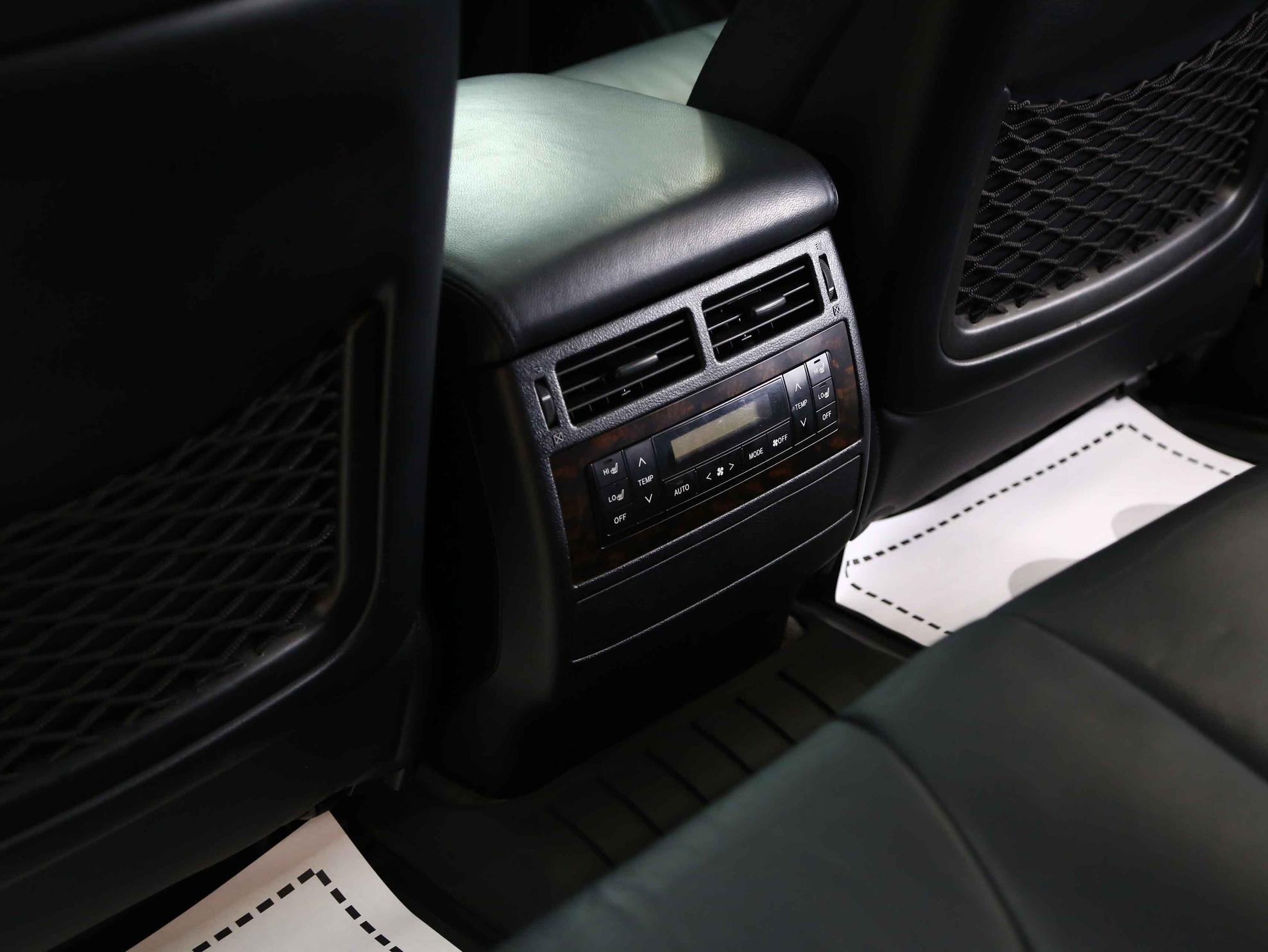 Toyota Land Cruiser 2011, черный, ДЦ Орехово
