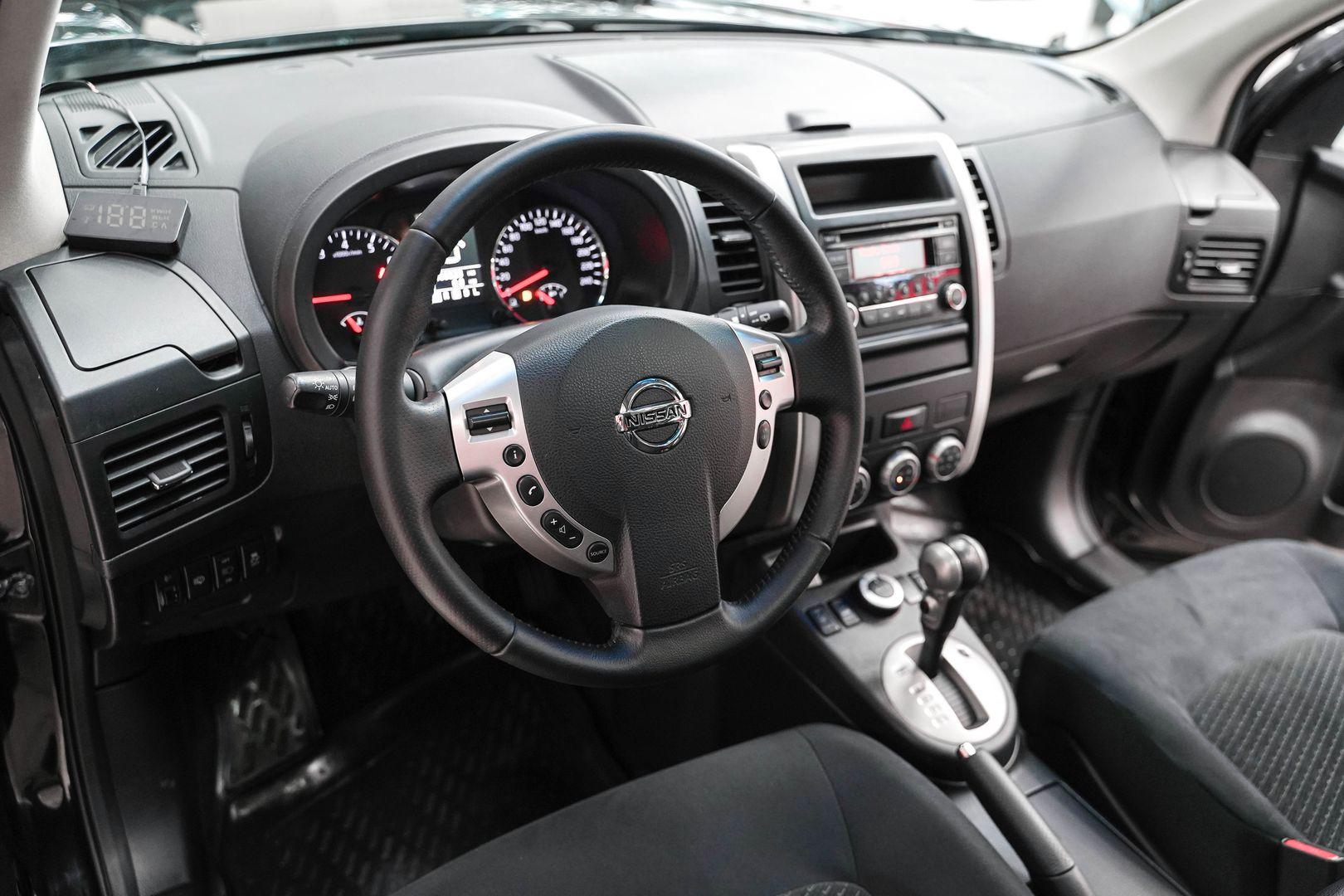 Nissan X-Trail 2013, черный, ДЦ Орехово