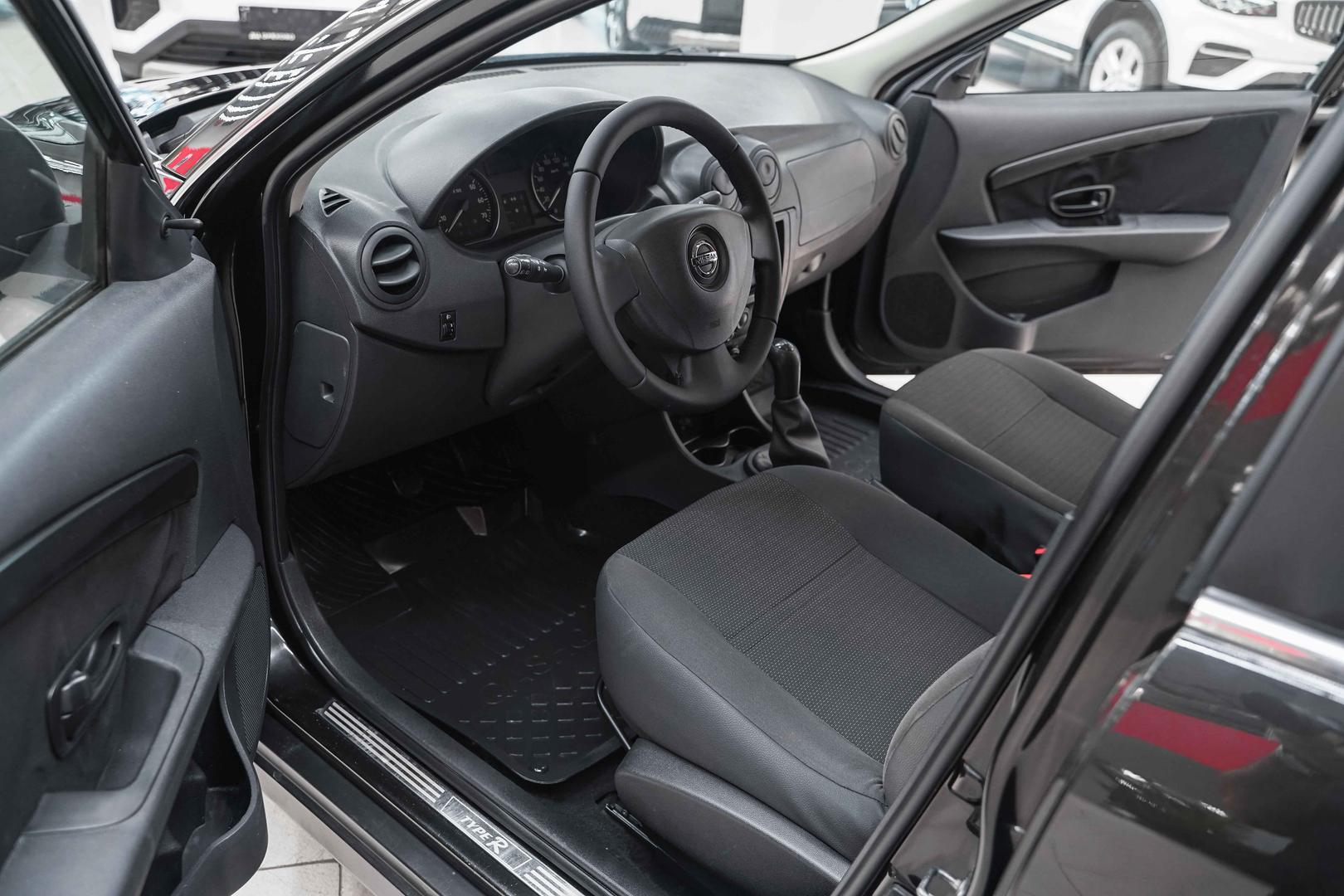Nissan Almera 2014, черный, ДЦ Орехово