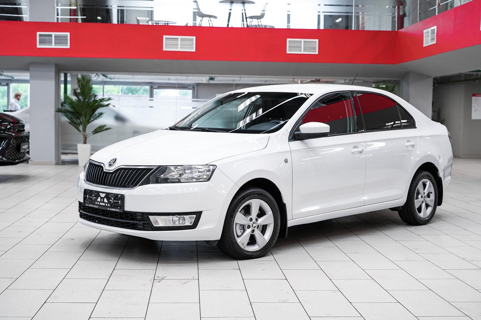 Skoda Rapid 2015, белый, ДЦ Орехово