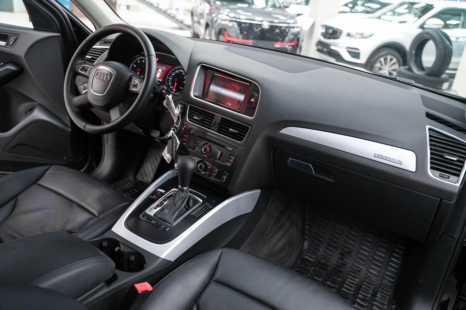 Audi Q5 2011, черный, ДЦ Орехово