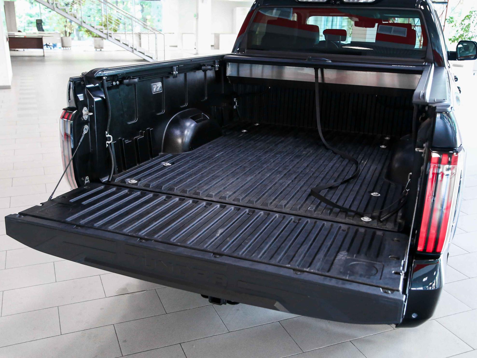Toyota Tundra 2023, черный, ДЦ Орехово