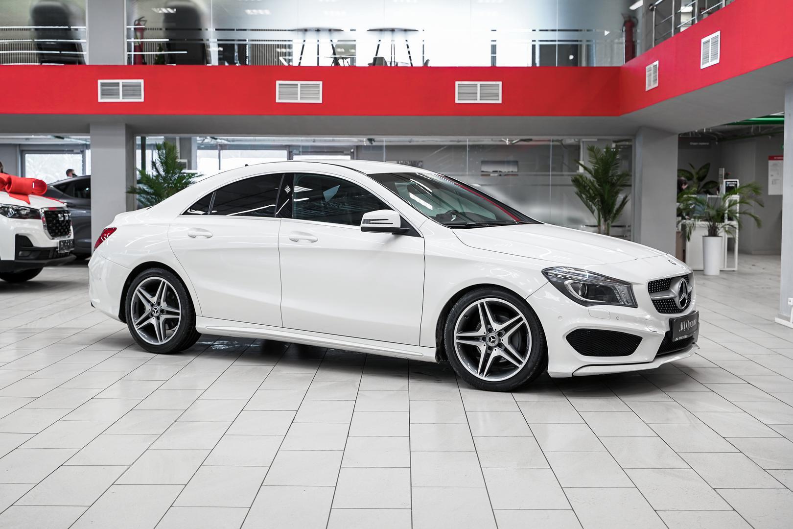 Mercedes-Benz CLA 2015, белый, ДЦ Орехово