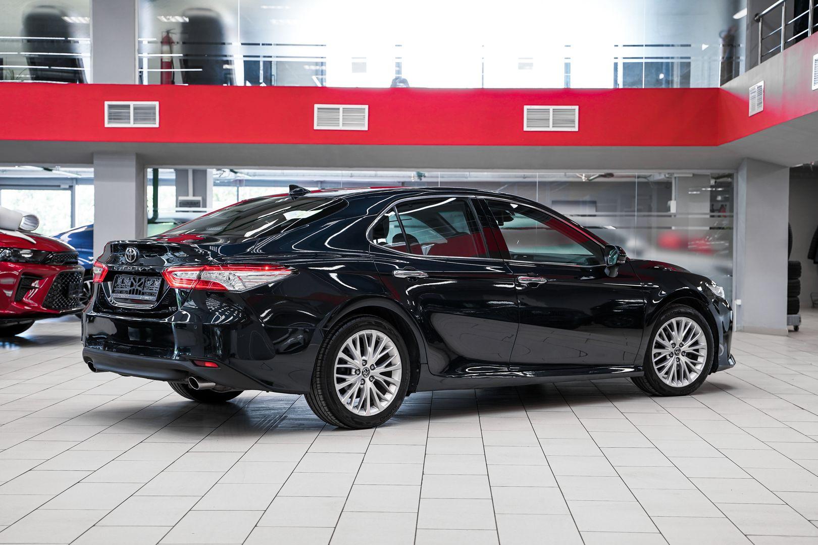 Toyota Camry 2018, синий, ДЦ Орехово